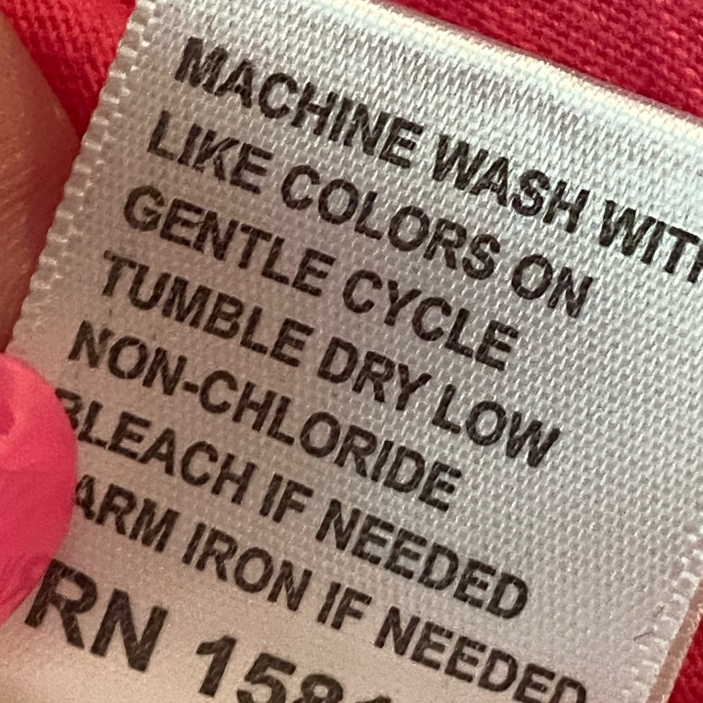 Pink‎ Tee - Picture 6 of 7